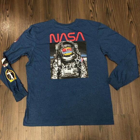 Men’s Blue ‘NASA’ Astronaut/Spaceship Graphic Long Sleeve - Picture 2 of 6
